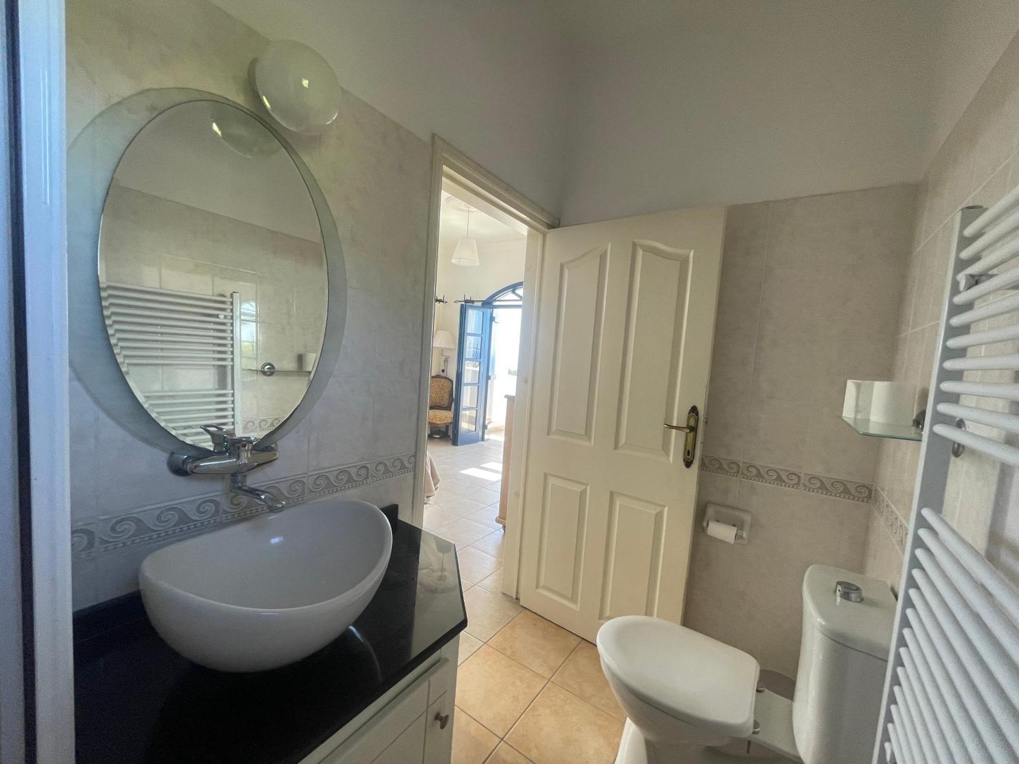 קיירניה Villa Layla מראה חיצוני תמונה