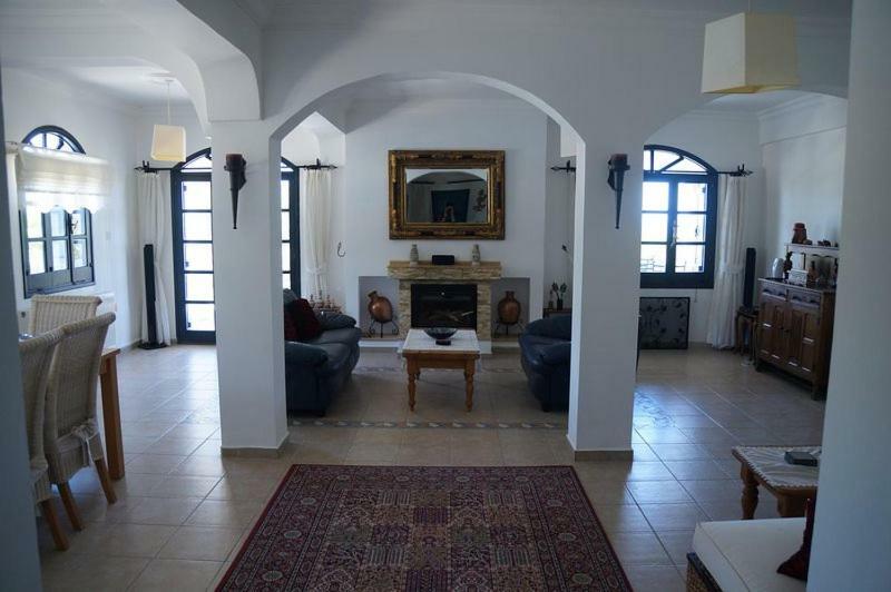 קיירניה Villa Layla מראה חיצוני תמונה
