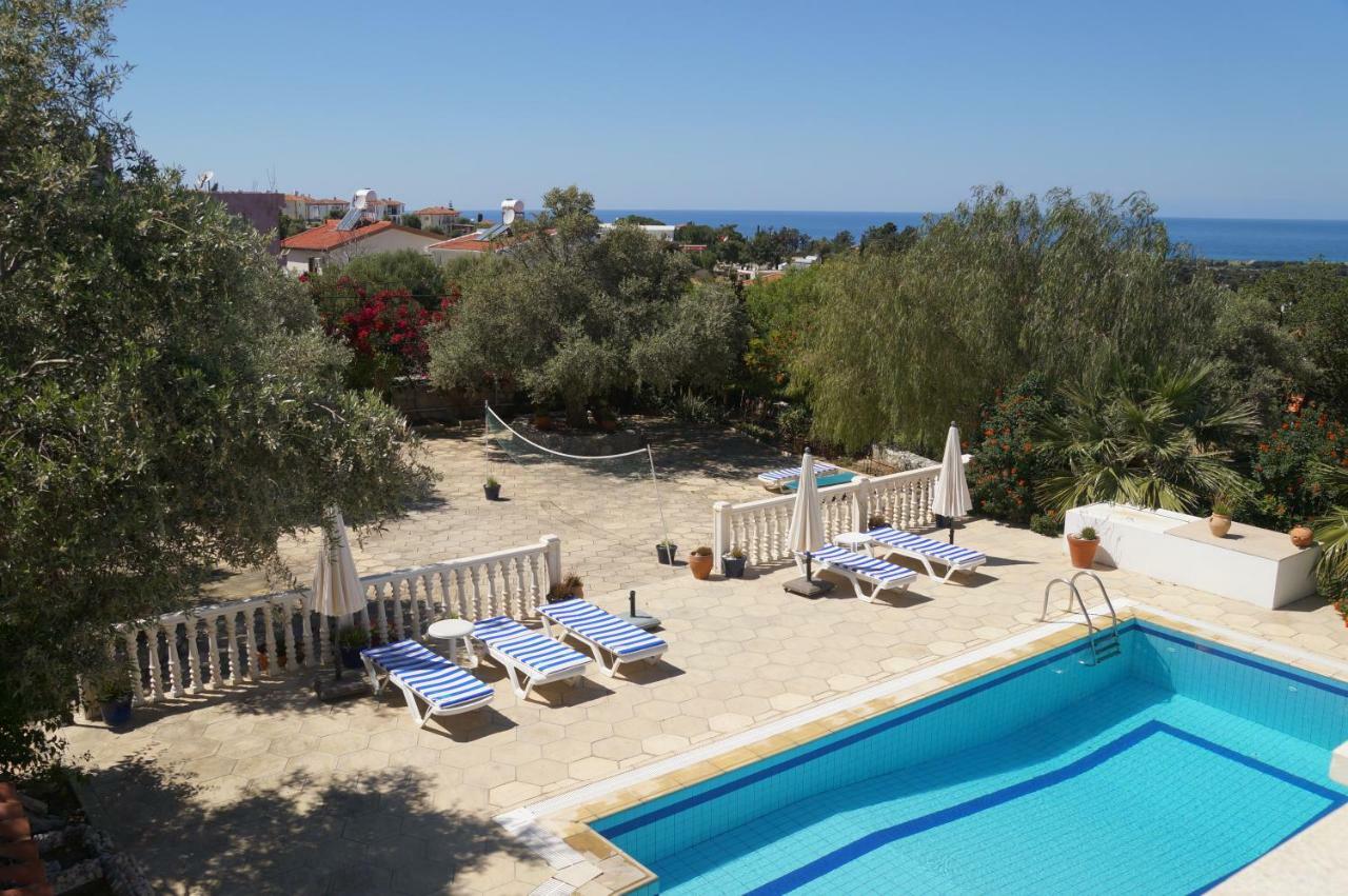 קיירניה Villa Layla מראה חיצוני תמונה
